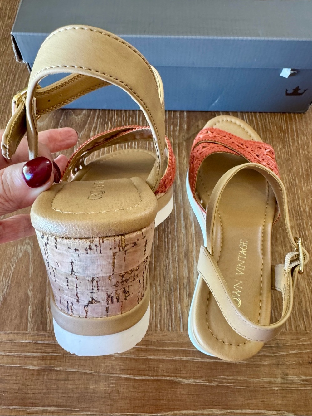 NIB Crown Vintage Veronia wedge sandal 8 - Picture 7 of 13